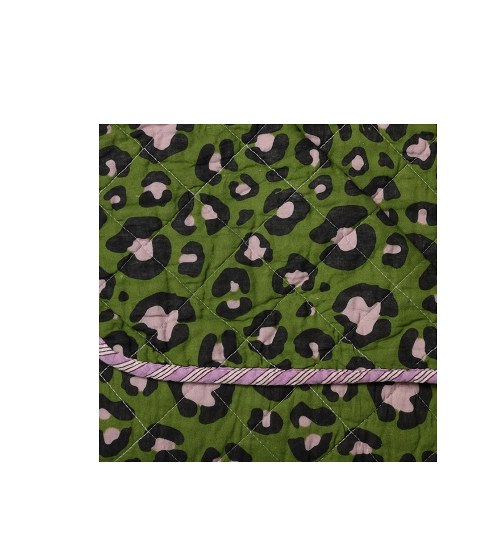 Kito quilted tæppe - Grøn leopard