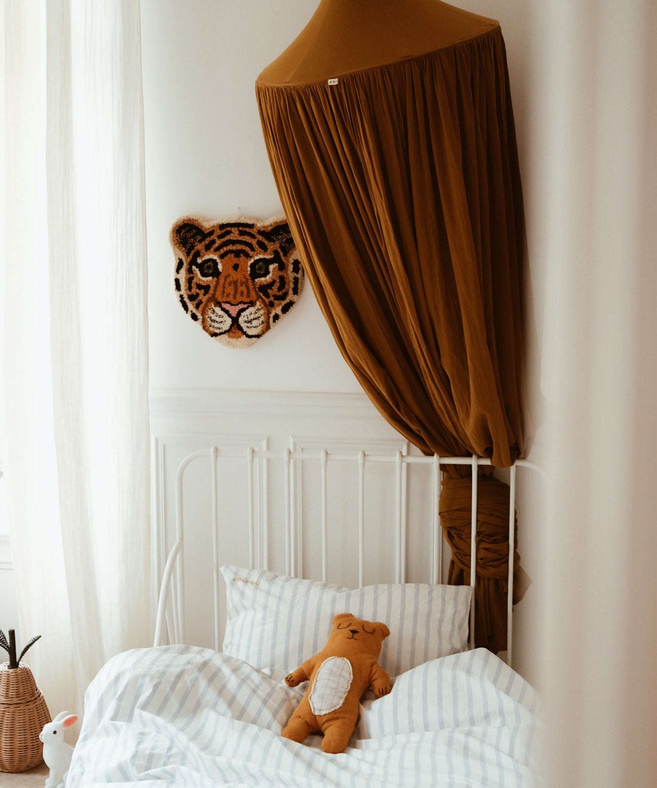 Cloudy Tiger Head Tæppe